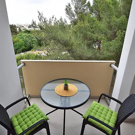 Sole Apartman-near Apartment Pula