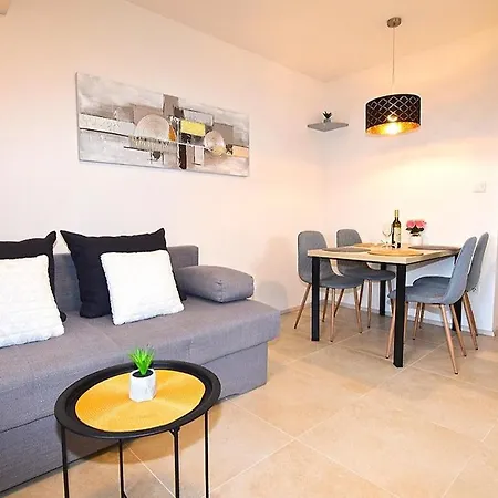 Sole Apartman-near Pula
